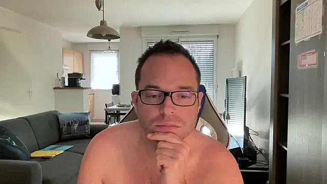 Funnyjul31 online show from 03-16-25, 03:17