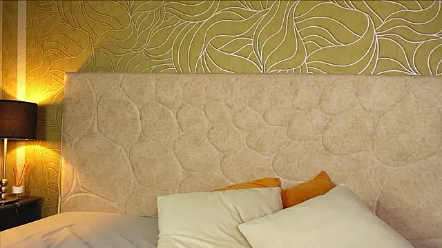 Snapshot of MillaBlis chatting on 02-13-26, 08:05 MillaBlis online show from 02-13-26, 08:05