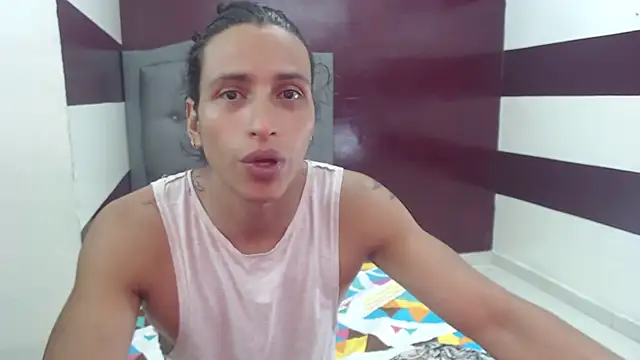 Snapshot of charly_bunnys1 chatting on 02-07-25, 05:29 charly bunnys1 online show from 02-07-25, 05:29