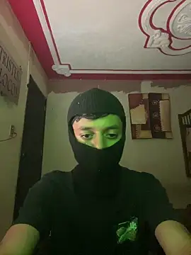 Snapshot of Skinny_high chatting on 03-04-25, 05:42 Skinny high online show from 03-04-25, 05:42