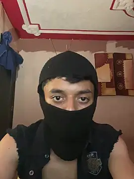 Snapshot of Skinny_high chatting on 03-07-25, 05:51 Skinny high online show from 03-07-25, 05:51