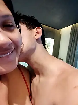 Snapshot of belenvaleria chatting on 11-14-25, 10:18 belenvaleria online show from 11-14-25, 10:18