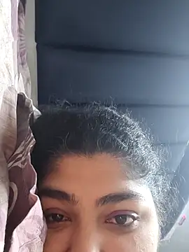 naina78910 online show from 04-30-26, 08:15