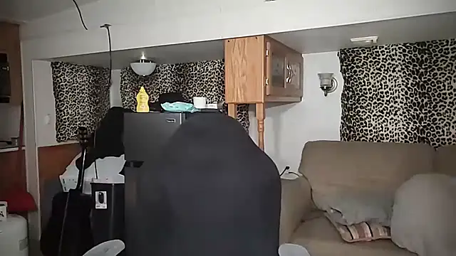 Ivyrose4999 online show from 03-14-25, 06:18