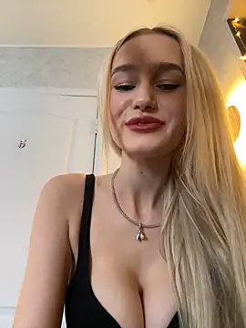 KristinaDane online show from 02-04-25, 09:38