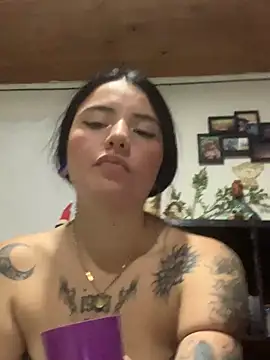 Snapshot of Alejandra_md chatting on 01-29-25, 02:51 Alejandra md online show from 01-29-25, 02:51
