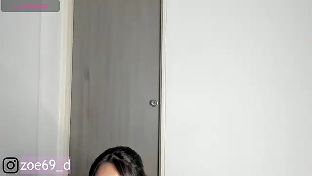 Snapshot of Tatiana250 chatting on 02-17-25, 01:47 Tatiana250 online show from 02-17-25, 01:47