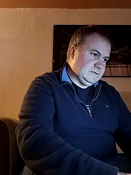 Snapshot of Pourleplasirs chatting on 02-23-25, 12:08 Pourleplasirs online show from 02-23-25, 12:08