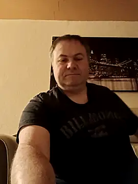 Snapshot of Pourleplasirs chatting on 03-20-25, 10:29 Pourleplasirs online show from 03-20-25, 10:29