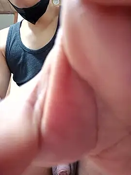 Tyyyggjju online show from 12-19-25, 06:26