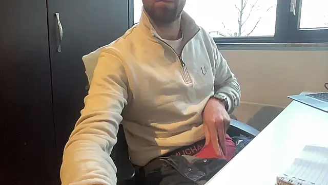 bullyboyy online show from 01-28-25, 02:42