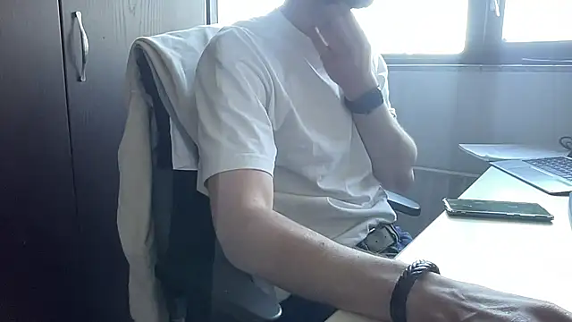 bullyboyy online show from 03-17-25, 03:07