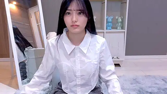 Snapshot of Megu-mimi chatting on 04-12-26, 07:46 Megu-mimi online show from 04-12-26, 07:46