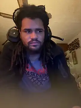 Snapshot of B3-Dindles chatting on 03-12-26, 05:02 B3-Dindles online show from 03-12-26, 05:02