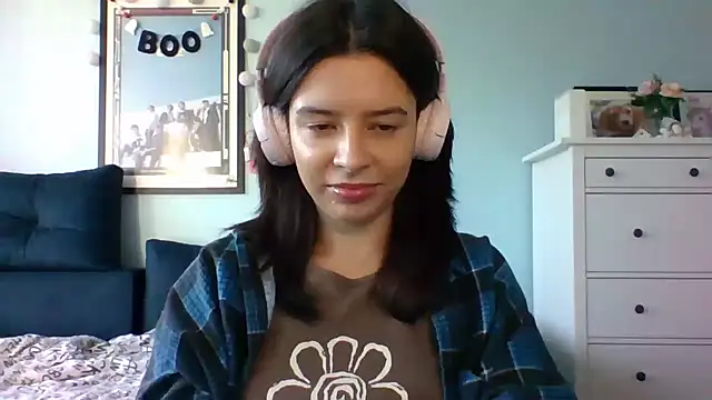 LariceSexy online show from 10-29-25, 01:13