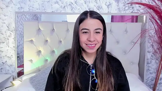 Ariana greenblat online show from 10-07-25, 04:04