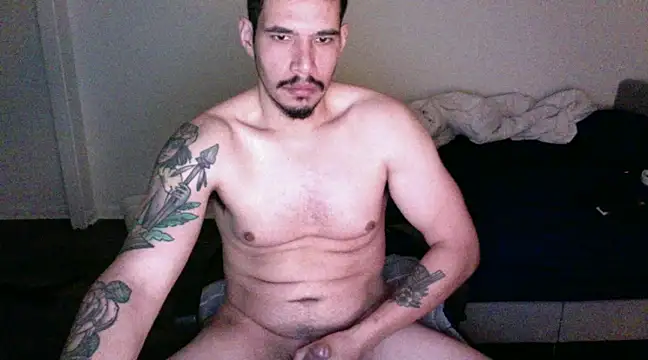 Snapshot of NicaBOi chatting on 01-27-25, 02:46 NicaBOi online show from 01-27-25, 02:46
