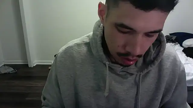 Snapshot of NicaBOi chatting on 03-12-25, 05:13 NicaBOi online show from 03-12-25, 05:13