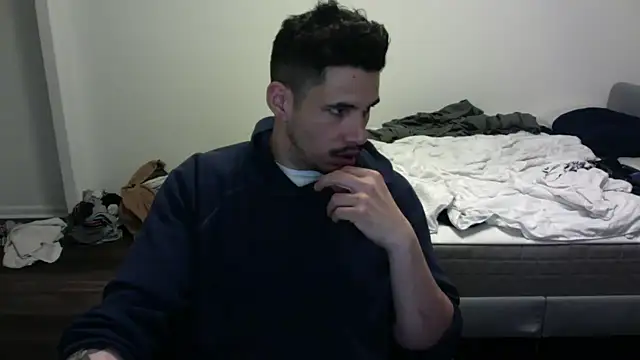 Snapshot of NicaBOi chatting on 03-16-25, 09:26 NicaBOi online show from 03-16-25, 09:26
