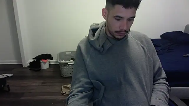 Snapshot of NicaBOi chatting on 03-21-25, 04:28 NicaBOi online show from 03-21-25, 04:28