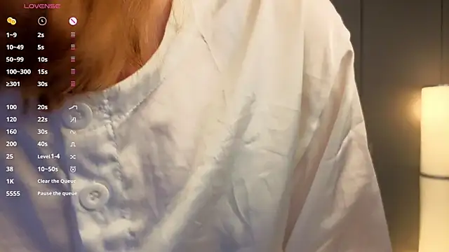 Snapshot of DarylBody chatting on 09-12-25, 07:03 DarylBody online show from 09-12-25, 07:03