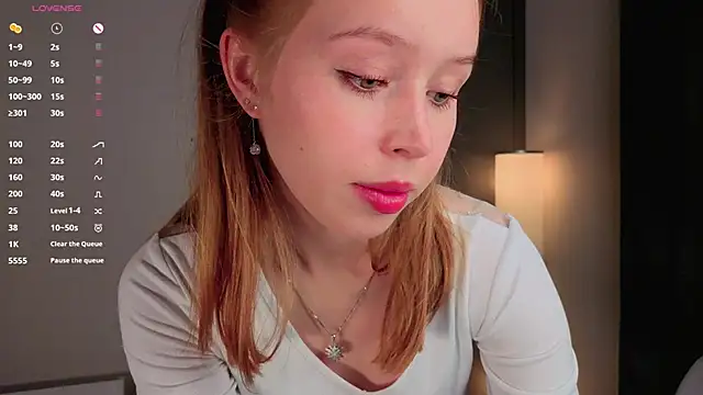 Snapshot of DarylBody chatting on 09-21-25, 07:15 DarylBody online show from 09-21-25, 07:15