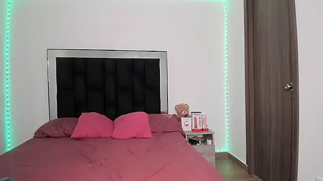 victoriacolin online show from 03-05-25, 12:11