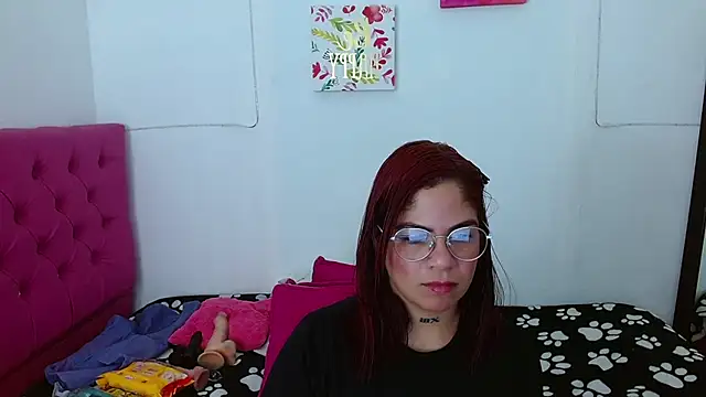 Snapshot of hornny_cougar chatting on 02-14-25, 02:50 hornny cougar online show from 02-14-25, 02:50