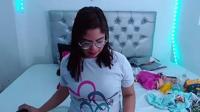 Snapshot of hornny_cougar chatting on 03-22-25, 03:09 hornny cougar online show from 03-22-25, 03:09