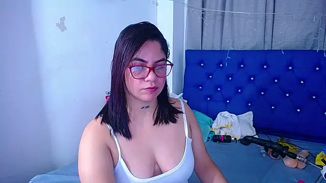 hornny cougar online show from 09-26-25, 03:21