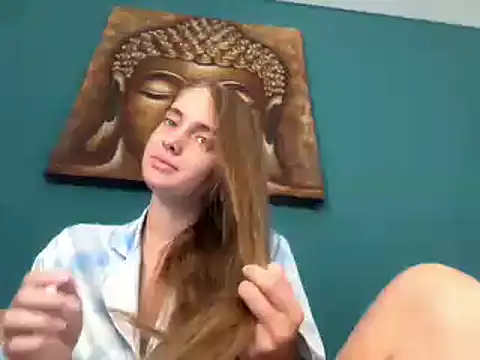 Snapshot of valure_lera chatting on 02-24-25, 10:36 valure lera online show from 02-24-25, 10:36