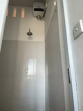 Snapshot of valure_lera chatting on 02-28-25, 12:21 valure lera online show from 02-28-25, 12:21