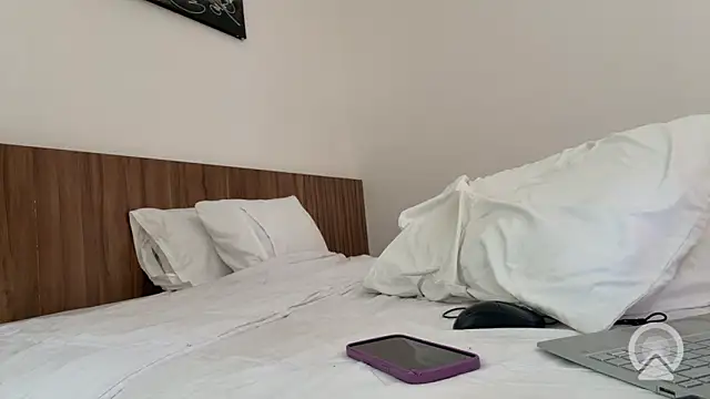 Snapshot of valure_lera chatting on 09-12-25, 04:56 valure lera online show from 09-12-25, 04:56