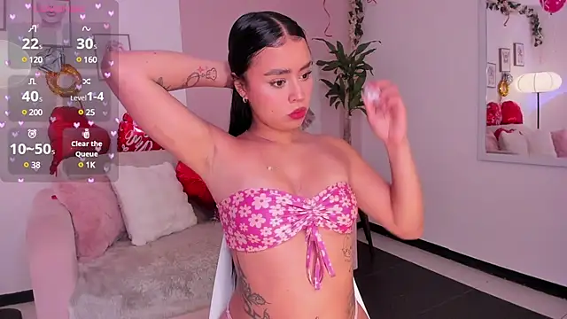 Snapshot of meli_ortiz_ chatting on 02-15-25, 12:43 meli ortiz online show from 02-15-25, 12:43