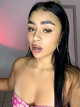 Snapshot of meli_ortiz_ chatting on 10-01-25, 07:09 meli ortiz online show from 10-01-25, 07:09