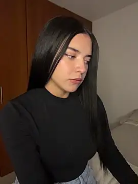 eileensophi online show from 06-12-26, 03:38