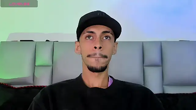 Snapshot of Sam_culhane chatting on 01-16-26, 02:37 Sam culhane online show from 01-16-26, 02:37