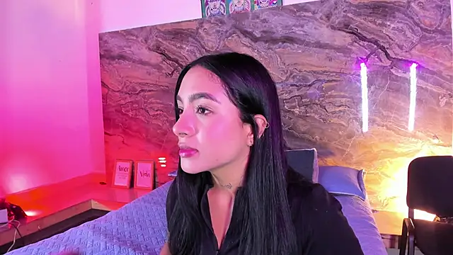 Estefy gomez09 online show from 05-02-26, 12:21