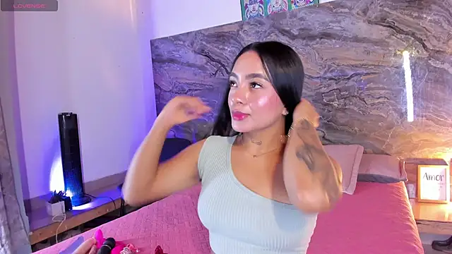 Estefy gomez09 online show from 05-23-26, 12:31