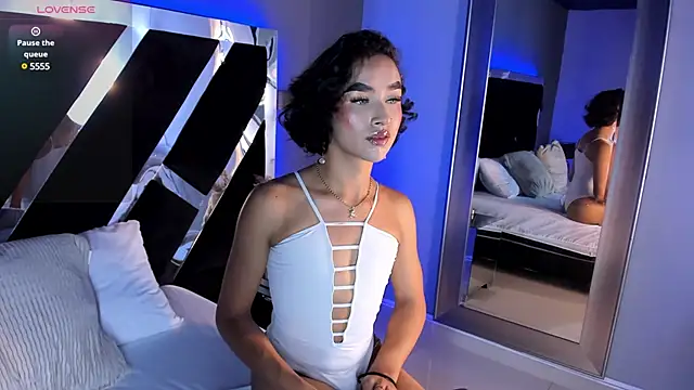 Snapshot of AliDiaz_ chatting on 02-24-25, 07:19 AliDiaz online show from 02-24-25, 07:19