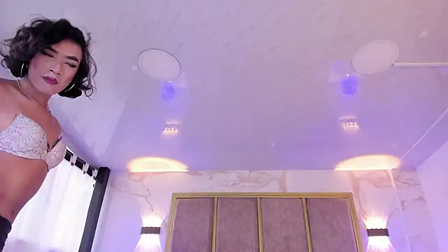 Snapshot of AliDiaz_ chatting on 03-22-25, 07:42 AliDiaz online show from 03-22-25, 07:42