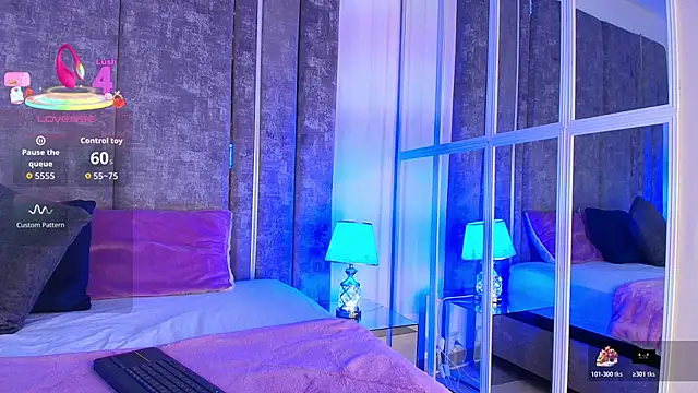 Snapshot of AliDiaz_ chatting on 11-20-25, 07:24 AliDiaz online show from 11-20-25, 07:24