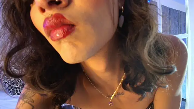 Snapshot of AliDiaz_ chatting on 01-16-26, 07:18 AliDiaz online show from 01-16-26, 07:18