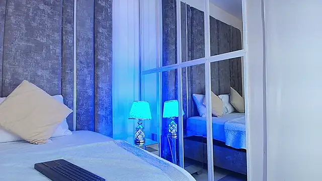 Snapshot of AliDiaz_ chatting on 02-25-26, 07:23 AliDiaz online show from 02-25-26, 07:23