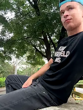 arevalo1124 online show from 10-18-25, 10:10