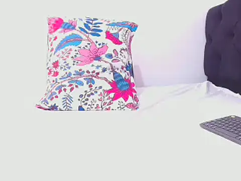 Snapshot of Melisa_069 chatting on 01-29-25, 02:00 Melisa 069 online show from 01-29-25, 02:00
