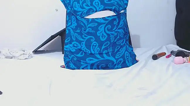 Snapshot of Melisa_069 chatting on 02-11-25, 07:38 Melisa 069 online show from 02-11-25, 07:38