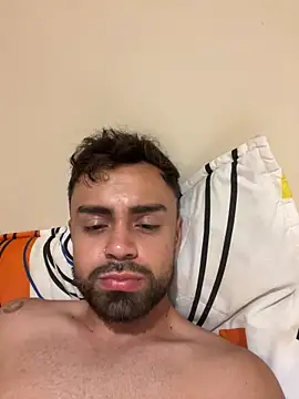 Snapshot of hornytwins15 chatting on 03-06-25, 05:14 hornytwins15 online show from 03-06-25, 05:14