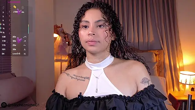 Snapshot of Marivimichel1 chatting on 11-15-25, 05:05 Marivimichel1 online show from 11-15-25, 05:05