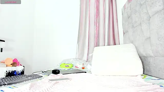 k stormi  online show from 01-29-25, 12:12